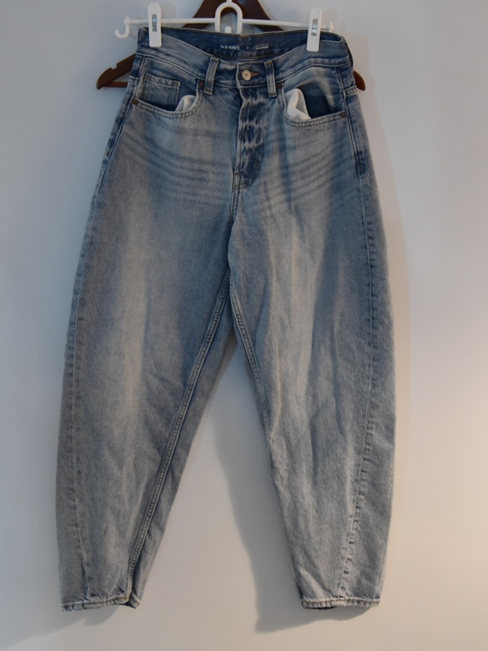 Old Navy Balloon Jeans (Barrel Jeans) - Picture 2 of 2